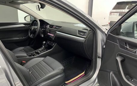 Skoda Superb III рестайлинг, 2022 год, 2 200 000 рублей, 10 фотография