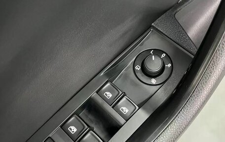 Skoda Superb III рестайлинг, 2022 год, 2 200 000 рублей, 25 фотография