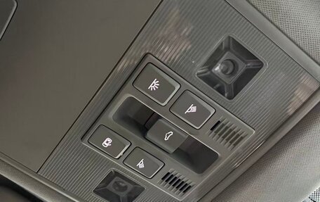 Skoda Superb III рестайлинг, 2022 год, 2 200 000 рублей, 38 фотография