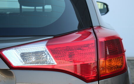 Toyota RAV4, 2013 год, 1 680 000 рублей, 10 фотография