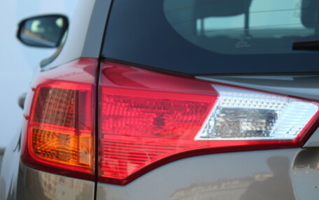 Toyota RAV4, 2013 год, 1 680 000 рублей, 9 фотография