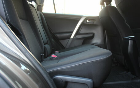 Toyota RAV4, 2013 год, 1 680 000 рублей, 18 фотография