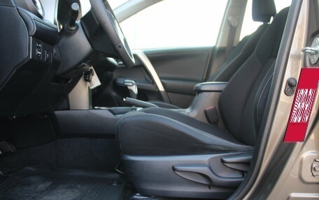 Toyota RAV4, 2013 год, 1 680 000 рублей, 16 фотография