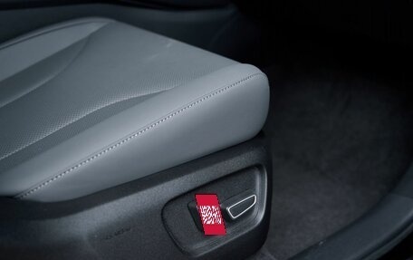 Toyota RAV4, 2026 год, 4 299 900 рублей, 8 фотография