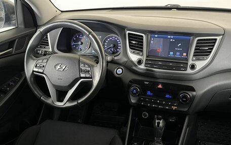 Hyundai Tucson III, 2018 год, 1 990 000 рублей, 9 фотография