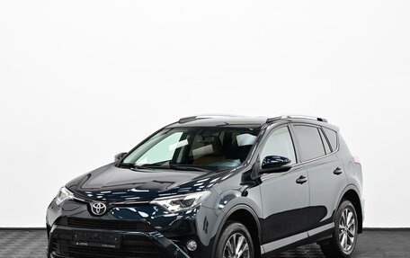 Toyota RAV4, 2018 год, 2 395 000 рублей, 3 фотография