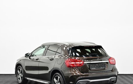 Mercedes-Benz GLA, 2017 год, 1 925 000 рублей, 4 фотография