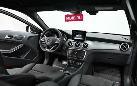 Mercedes-Benz GLA, 2017 год, 1 925 000 рублей, 7 фотография