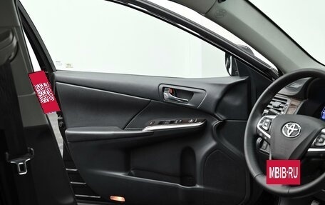 Toyota Camry, 2017 год, 1 895 000 рублей, 11 фотография
