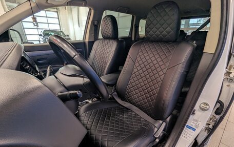 Mitsubishi Outlander III рестайлинг 3, 2018 год, 1 649 000 рублей, 18 фотография