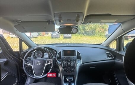Opel Astra J, 2011 год, 630 000 рублей, 6 фотография