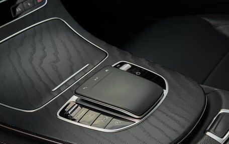 Mercedes-Benz E-Класс, 2020 год, 4 190 000 рублей, 25 фотография