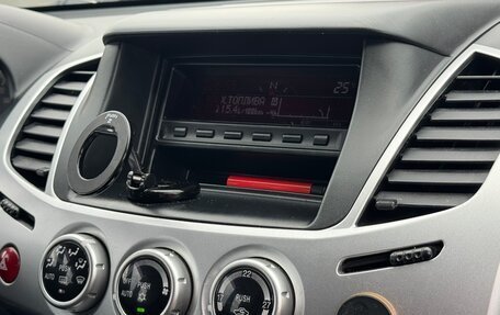 Mitsubishi L200 IV рестайлинг, 2014 год, 1 820 000 рублей, 35 фотография