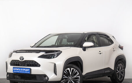 Toyota Yaris Cross, 2021 год, 1 849 000 рублей, 2 фотография