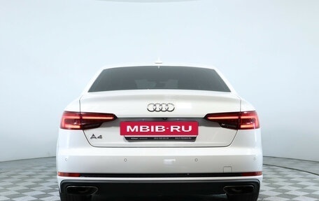 Audi A4, 2019 год, 1 950 000 рублей, 2 фотография