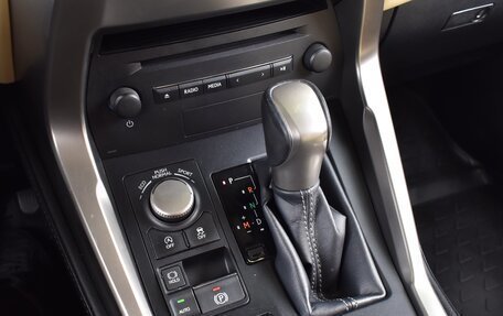 Lexus NX I, 2015 год, 2 000 000 рублей, 12 фотография