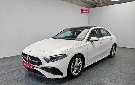 Mercedes-Benz A-Класс, 2022 год, 1 900 000 рублей, 1 фотография