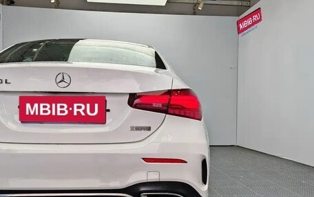 Mercedes-Benz A-Класс, 2022 год, 1 900 000 рублей, 18 фотография