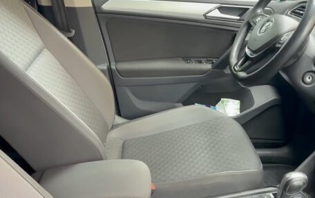 Volkswagen Tiguan II, 2017 год, 1 650 000 рублей, 5 фотография