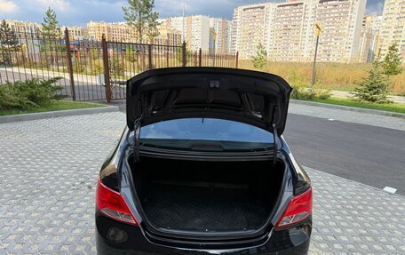 Hyundai Solaris II рестайлинг, 2015 год, 990 000 рублей, 11 фотография