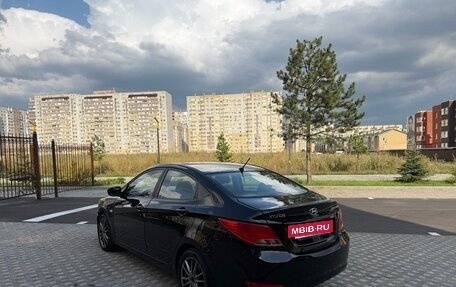 Hyundai Solaris II рестайлинг, 2015 год, 990 000 рублей, 6 фотография
