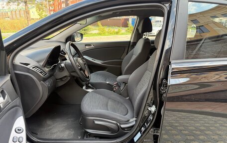 Hyundai Solaris II рестайлинг, 2015 год, 990 000 рублей, 14 фотография