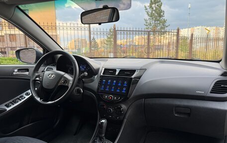 Hyundai Solaris II рестайлинг, 2015 год, 990 000 рублей, 21 фотография