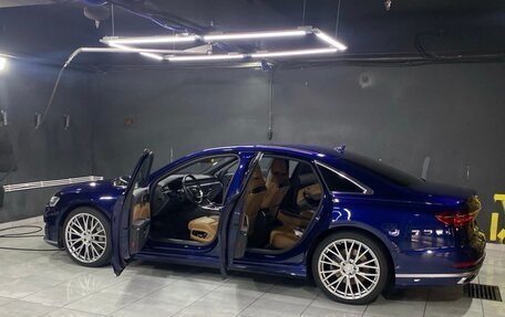 Audi A8, 2018 год, 5 800 000 рублей, 6 фотография