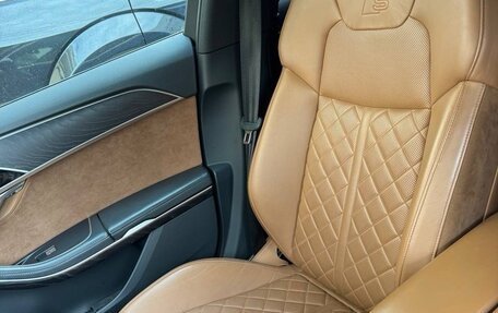 Audi A8, 2018 год, 5 800 000 рублей, 14 фотография