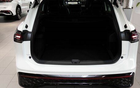 Volkswagen Tiguan, 2026 год, 6 060 000 рублей, 17 фотография