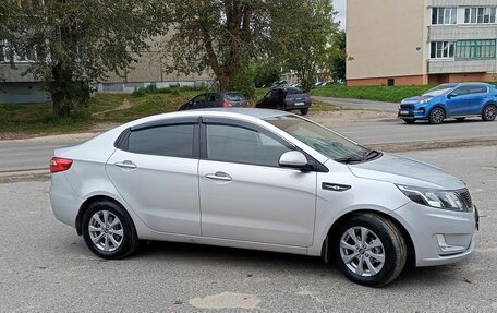 KIA Rio III рестайлинг, 2014 год, 850 000 рублей, 9 фотография