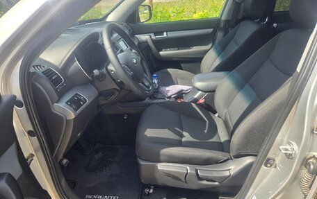 KIA Sorento II рестайлинг, 2013 год, 1 650 000 рублей, 13 фотография