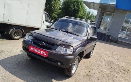 Chevrolet Niva I рестайлинг, 2013 год, 580 000 рублей, 2 фотография