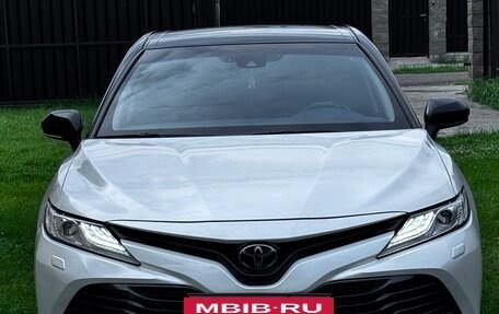 Toyota Camry, 2020 год, 3 200 000 рублей, 18 фотография