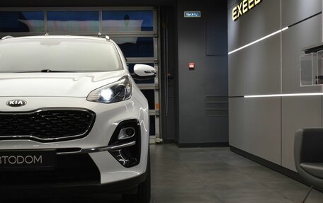 KIA Sportage IV рестайлинг, 2018 год, 1 977 000 рублей, 3 фотография