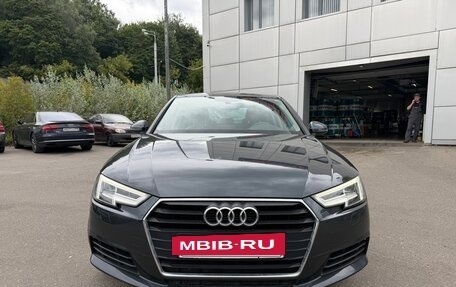 Audi A4, 2018 год, 2 250 000 рублей, 4 фотография