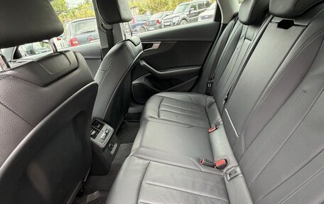 Audi A4, 2018 год, 2 250 000 рублей, 11 фотография