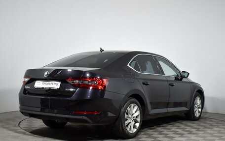 Skoda Superb III рестайлинг, 2019 год, 2 350 000 рублей, 5 фотография