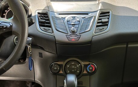 Ford Fiesta, 2015 год, 745 000 рублей, 9 фотография