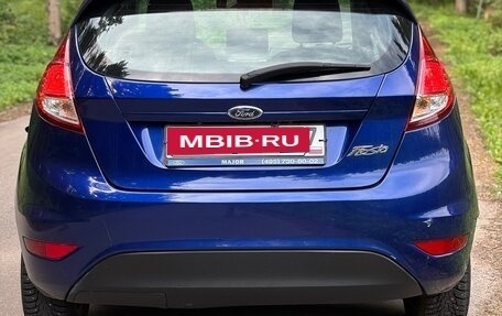 Ford Fiesta, 2015 год, 745 000 рублей, 6 фотография