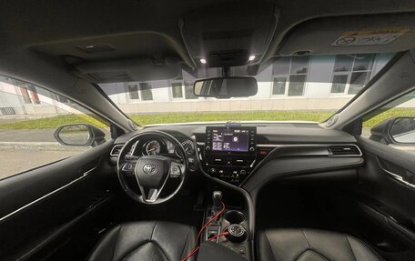 Toyota Camry, 2021 год, 3 450 000 рублей, 16 фотография