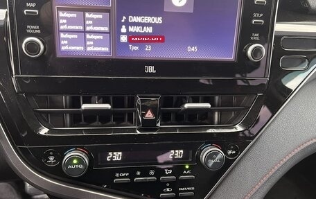 Toyota Camry, 2021 год, 3 450 000 рублей, 11 фотография
