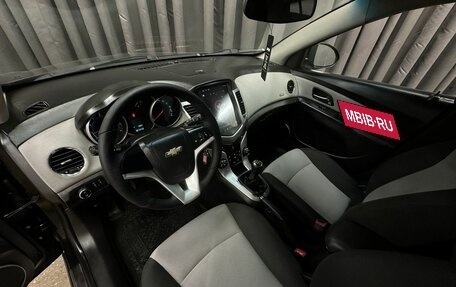 Chevrolet Cruze II, 2012 год, 579 777 рублей, 6 фотография