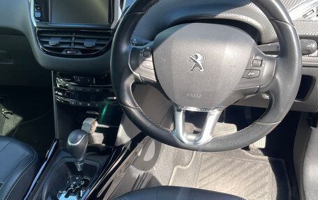 Peugeot 2008 II, 2016 год, 870 000 рублей, 12 фотография