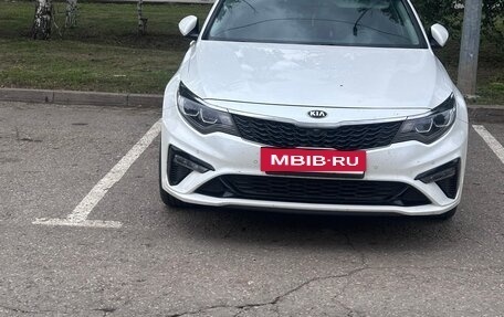 KIA Optima IV, 2020 год, 2 100 000 рублей, 6 фотография