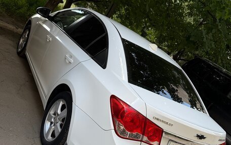Chevrolet Cruze II, 2011 год, 850 000 рублей, 6 фотография