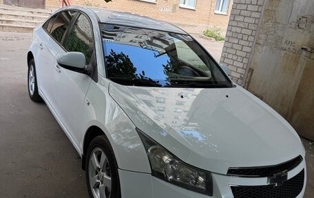 Chevrolet Cruze II, 2011 год, 850 000 рублей, 2 фотография