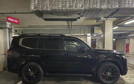 Toyota Land Cruiser, 2024 год, 13 900 000 рублей, 3 фотография
