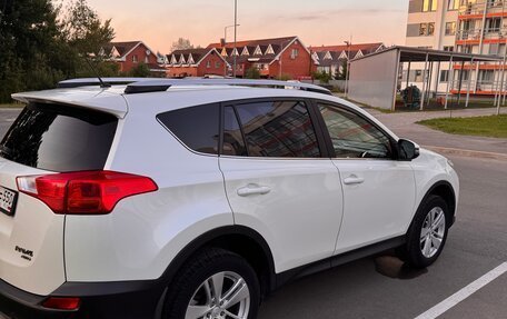 Toyota RAV4, 2013 год, 2 650 000 рублей, 3 фотография