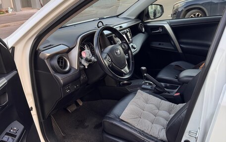 Toyota RAV4, 2013 год, 2 650 000 рублей, 9 фотография
